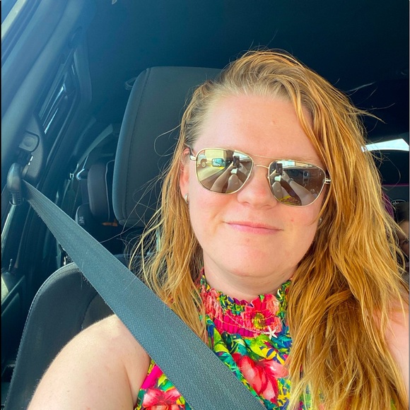 Meet your Posher, Shayla - Picture 1 of 1